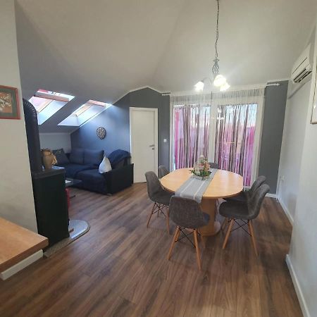Apartment D Free Parking & Wifi, Walking Distance To Centrum Zadar Exterior foto
