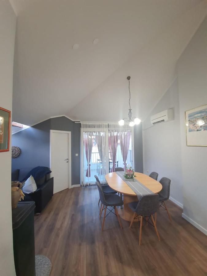 Apartment D Free Parking & Wifi, Walking Distance To Centrum Zadar Exterior foto