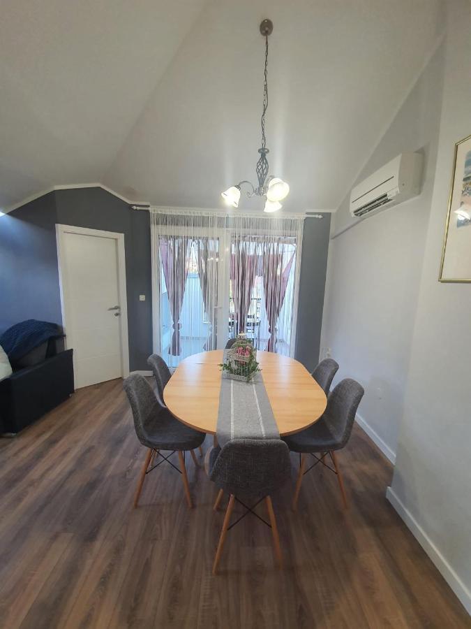 Apartment D Free Parking & Wifi, Walking Distance To Centrum Zadar Exterior foto